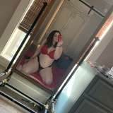 ellaisanelf from onlyfans