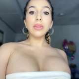 seenaughtynadia from onlyfans