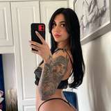 avy_wavy from onlyfans