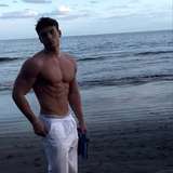 leo.lopez.free from onlyfans